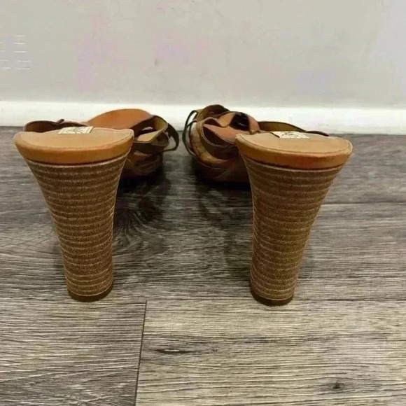 Brighton Twain Brown Leather Womens Slip-On Heel Pumps - Picture 5 of 6